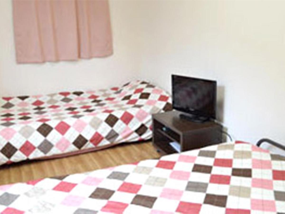 Guest House Fukutomi - Female Only Naha Bagian luar foto